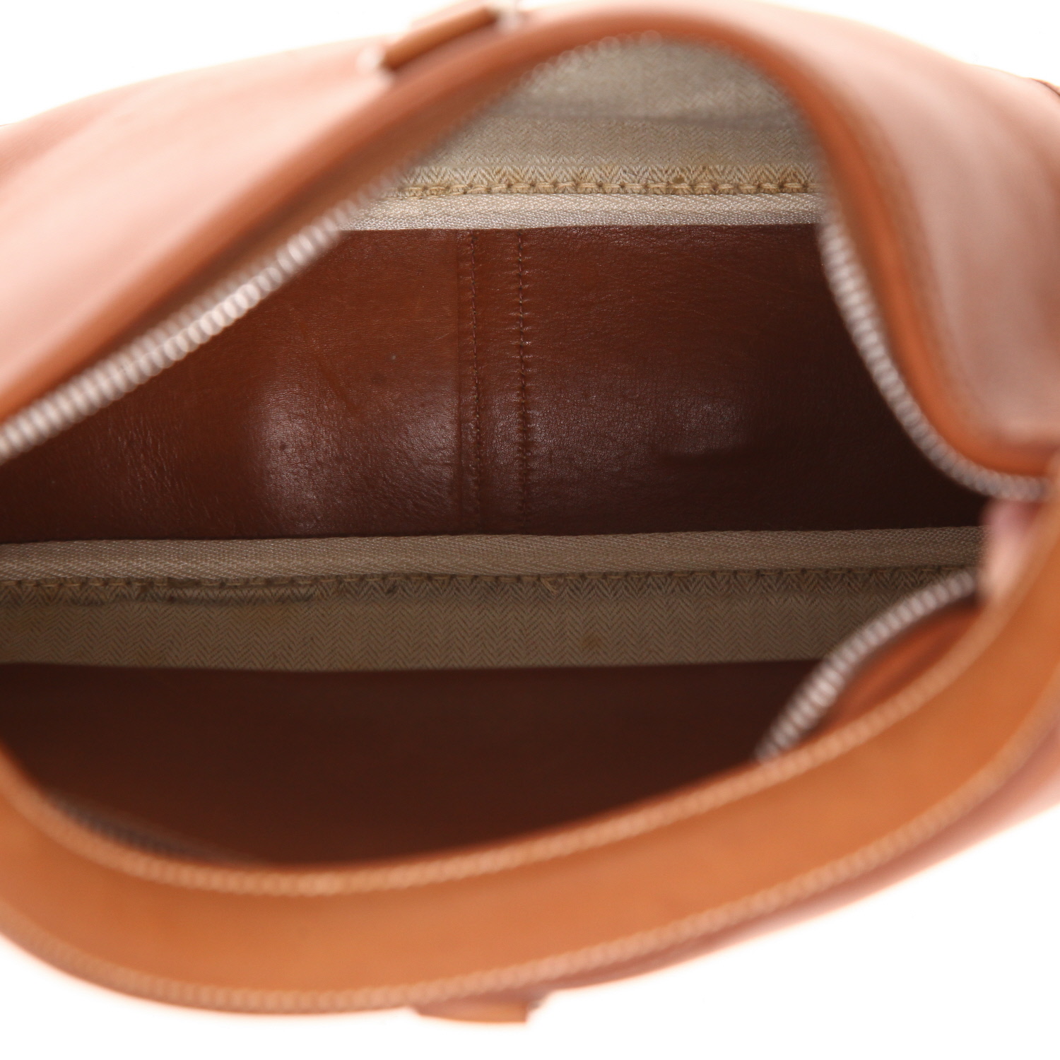 Bolso para llevar al hombro o en la mano Hermès  Trim en cuero Barenia rojizo - Detail D3