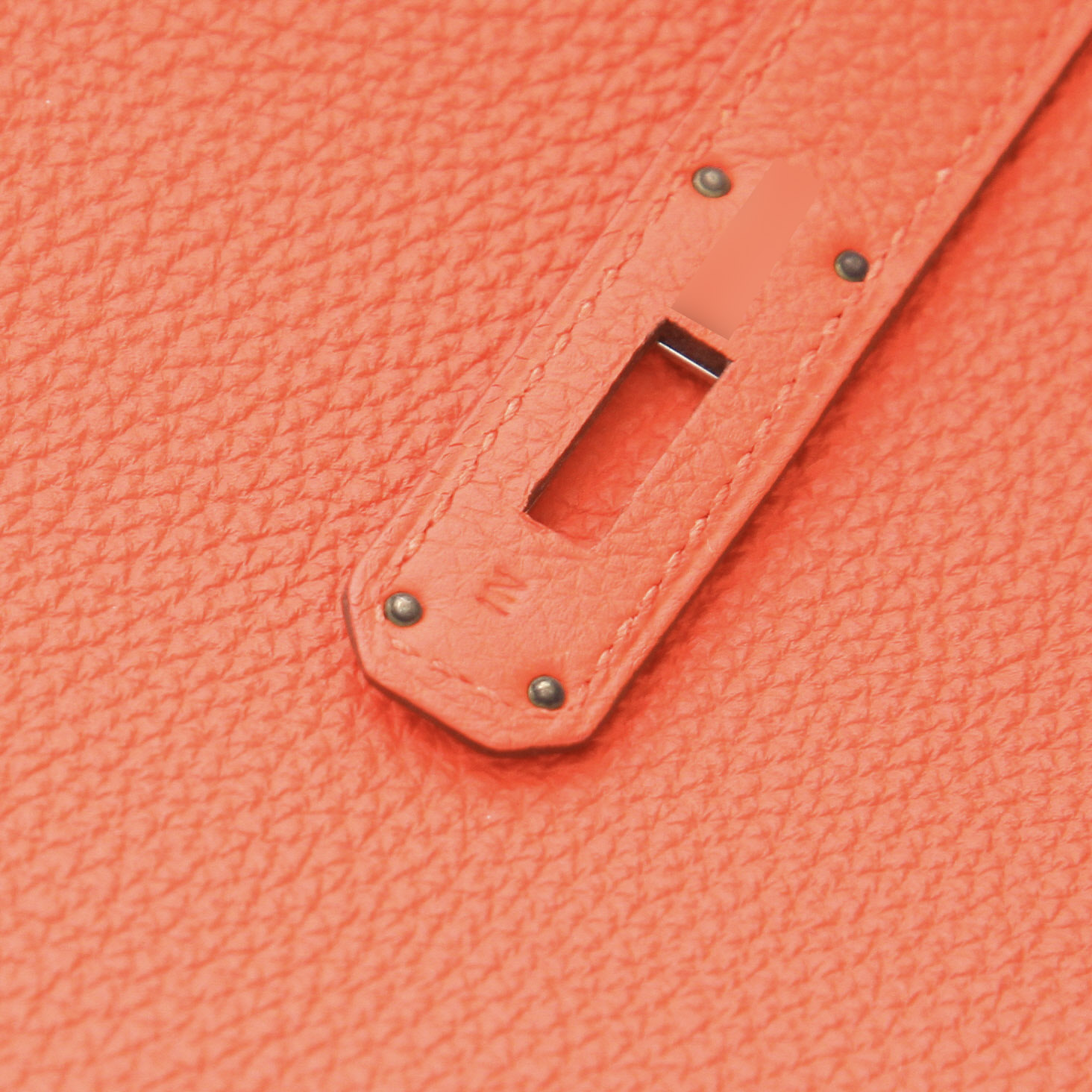 Sac à main Hermès  Kelly 32 cm en cuir togo orange Capucine - Detail D4