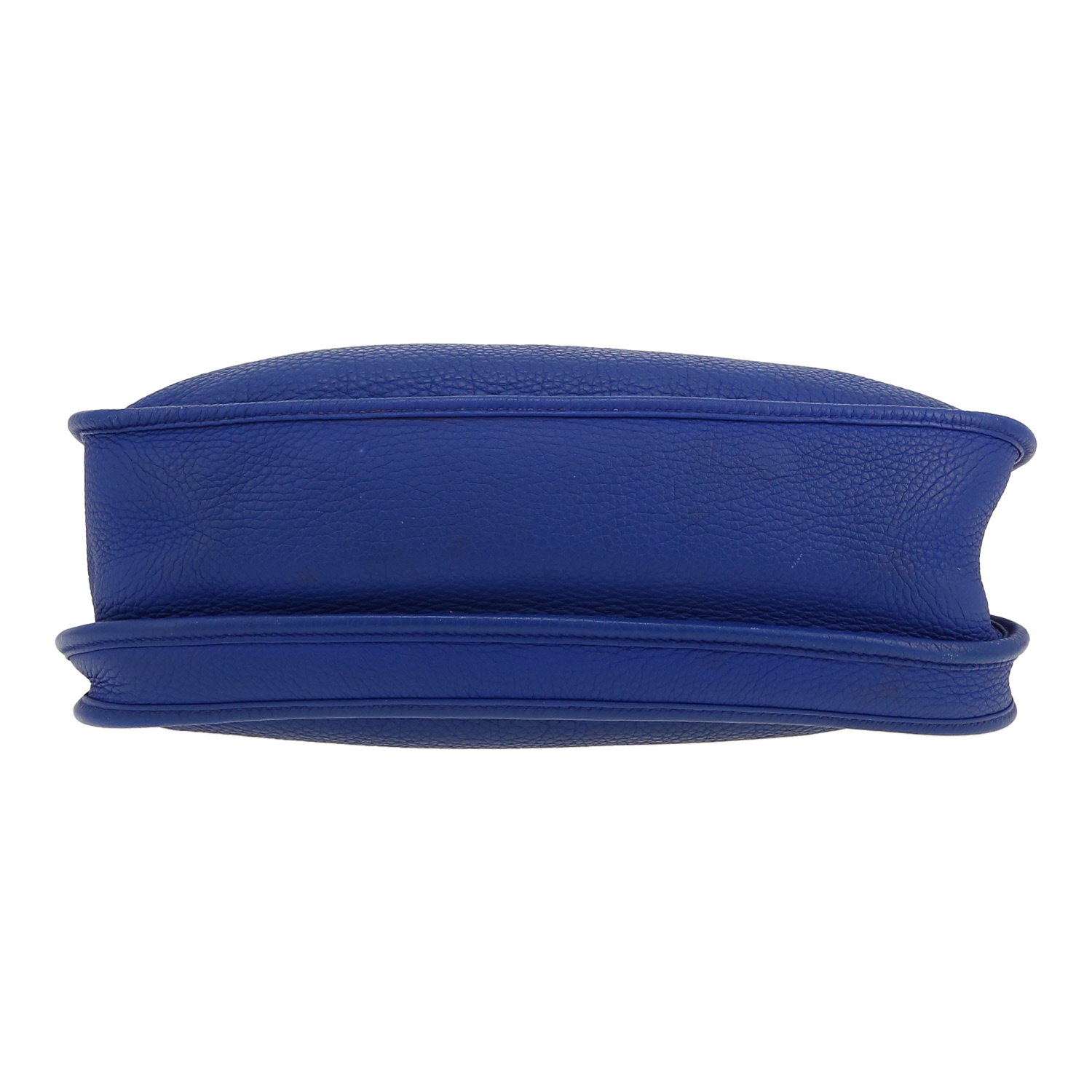 Sac bandoulière Hermès  Evelyne III en cuir togo bleu - Detail D1