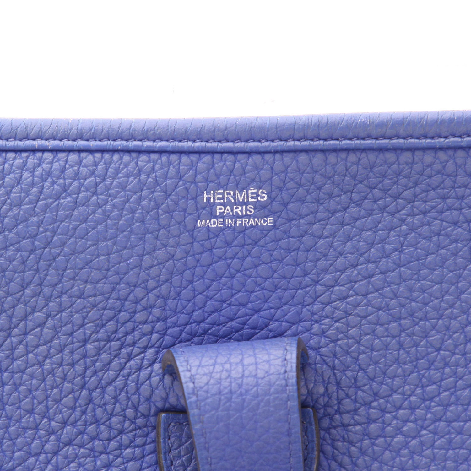 Hermès  Evelyne III shoulder bag  in blue togo leather - Detail D2