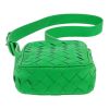 Borsa a tracolla Bottega Veneta   mini  in pelle intrecciata verde e pelle verde - Detail D1 thumbnail