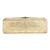 Chanel  2.55 shoulder bag  in gold quilted leather - Detail D1 thumbnail