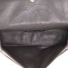 Chanel  2.55 shoulder bag  in grey quilted leather - Detail D3 thumbnail