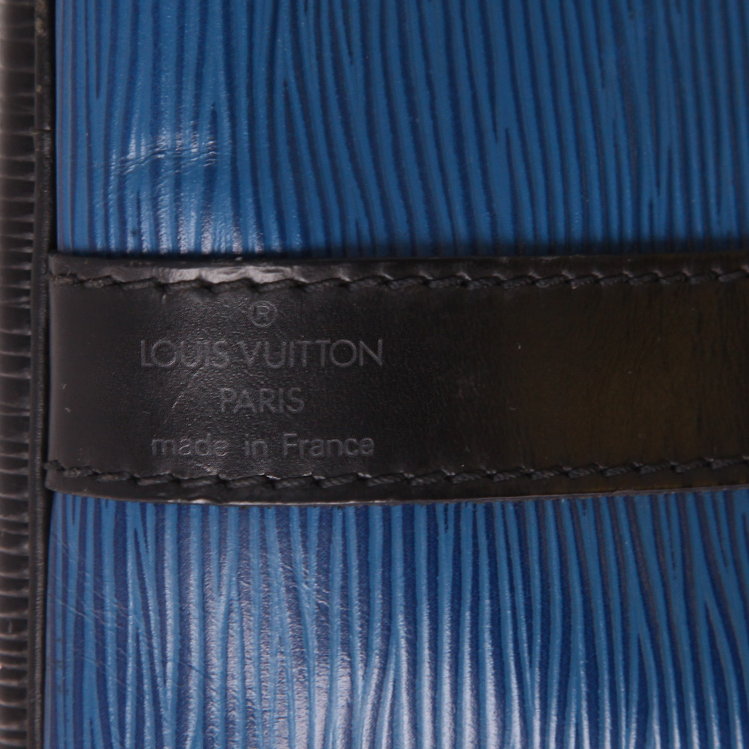 Bolso de mano Louis Vuitton  Noé en cuero Epi azul y cuero negro - Detail D2