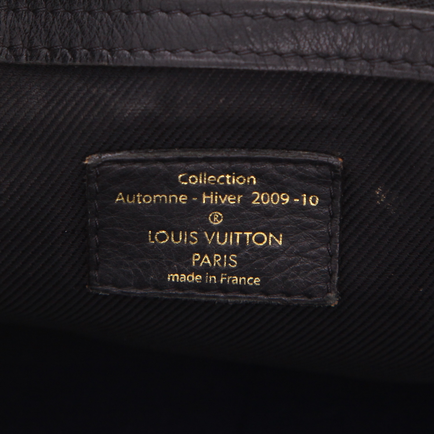 Bolso de mano Louis Vuitton  Editions Limitées en cuero monogram huella negro - Detail D2