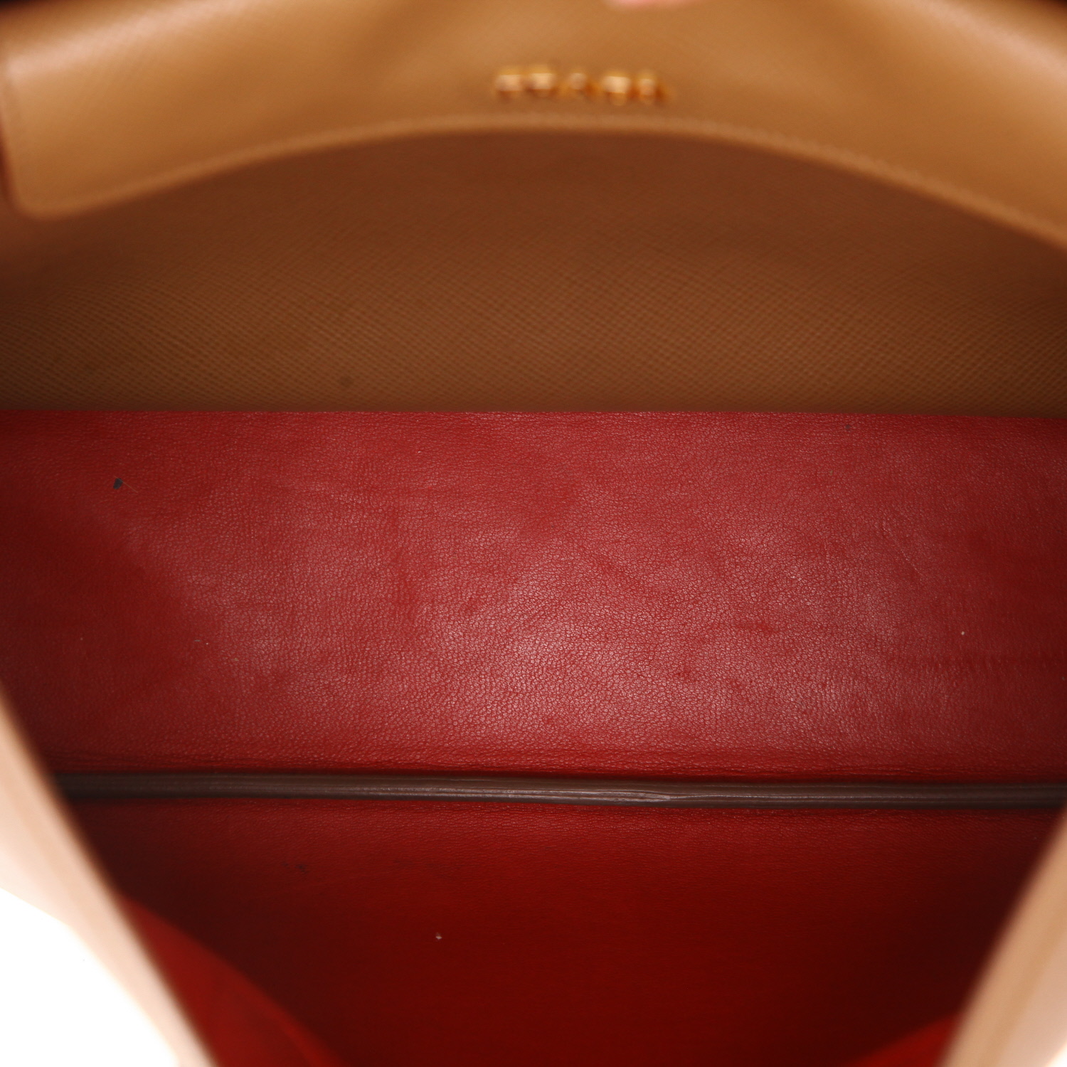 Sac bandoulière Prada  Double en cuir saffiano marron - Detail D4