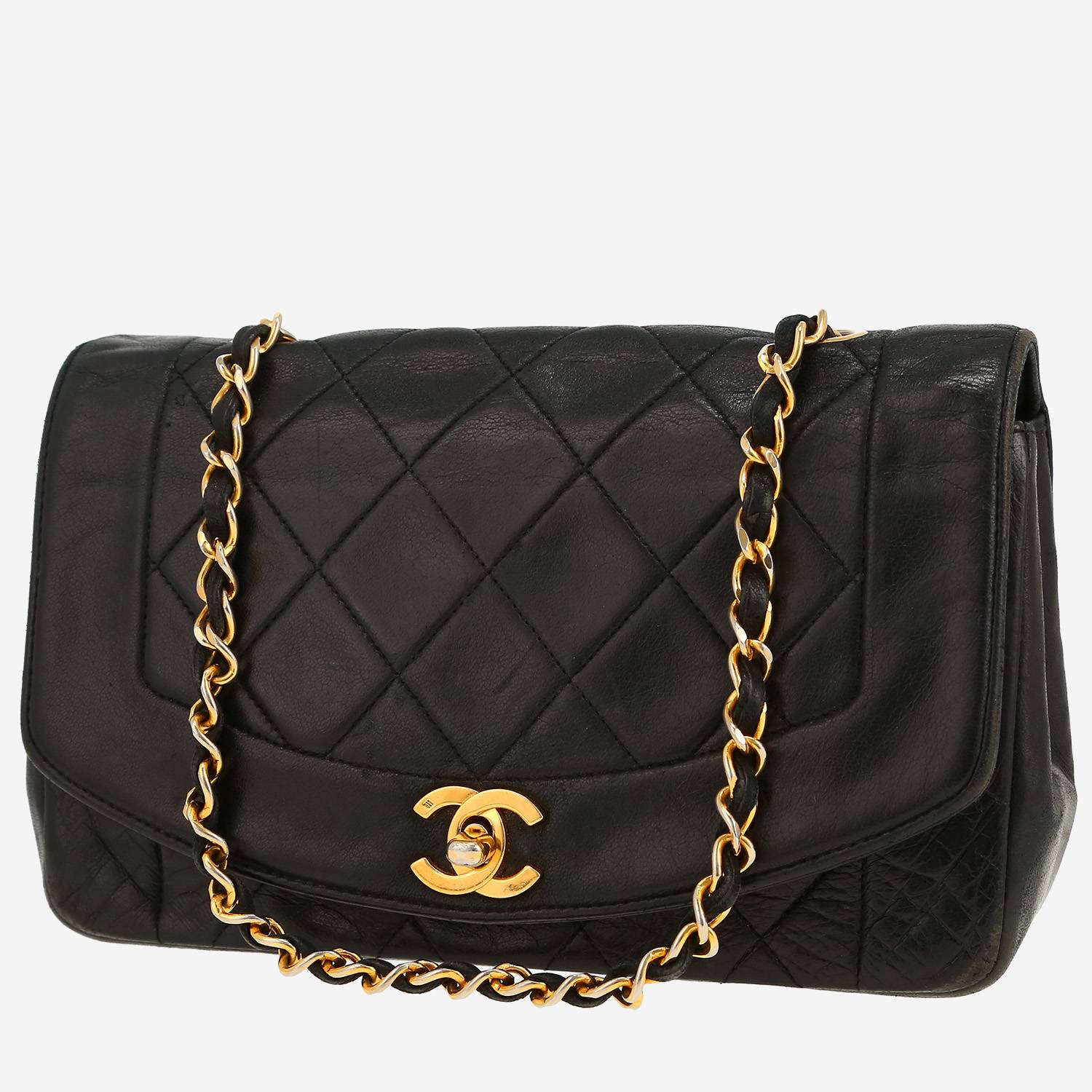 Chanel  Diana shoulder bag  in black quilted leather