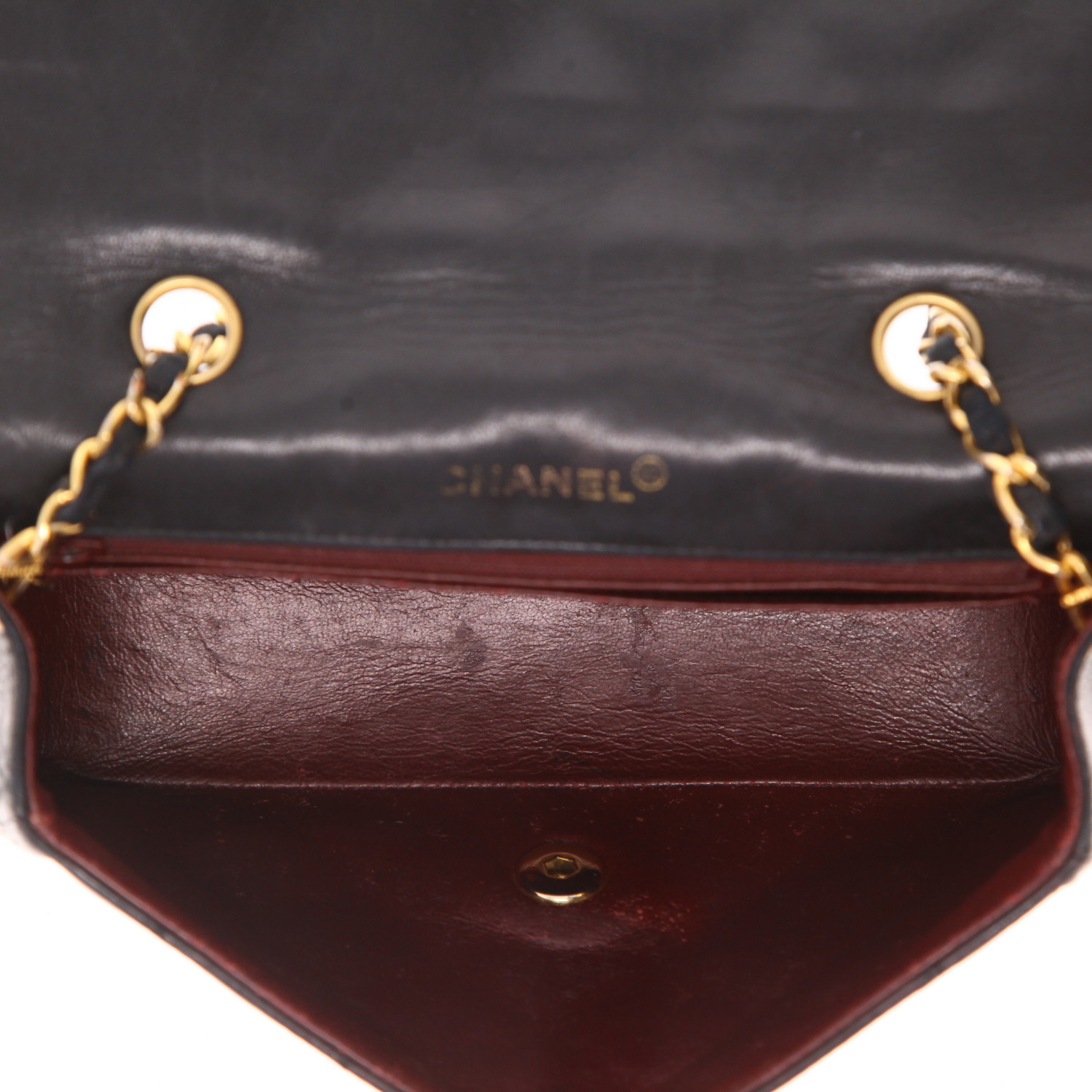 Bolso bandolera Chanel  Diana en cuero acolchado negro - Detail D3