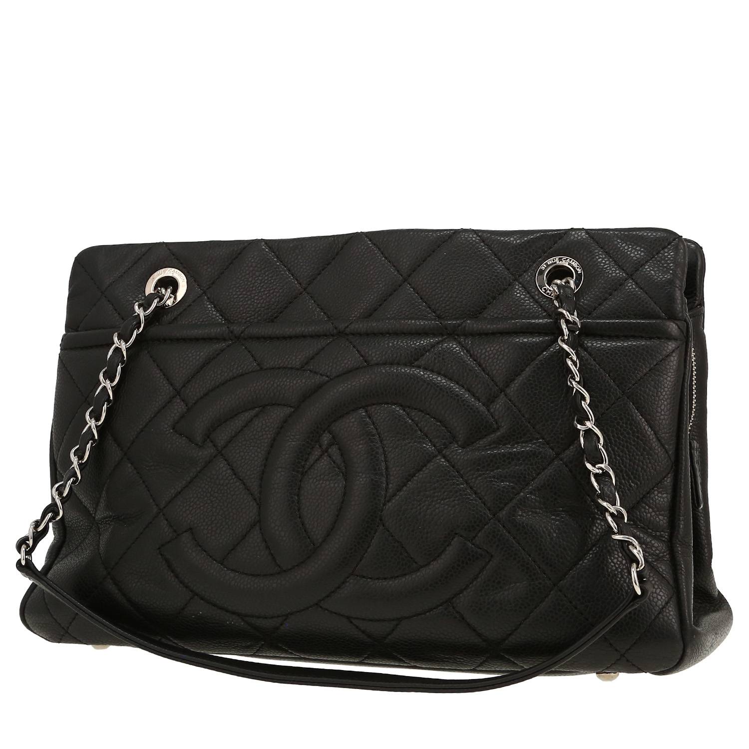 Chanel  Shopping GST shopping bag  in black quilted grained leather