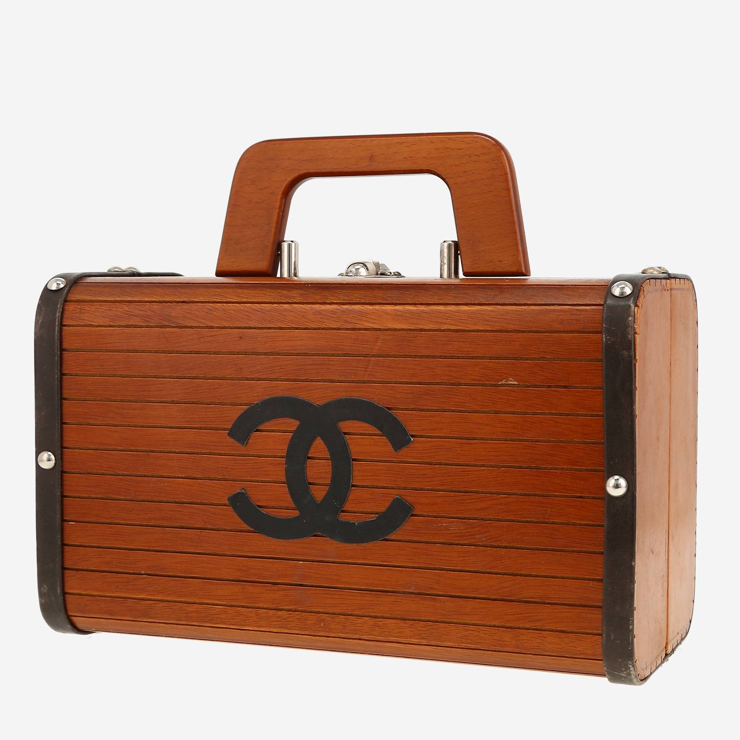 Vanity Chanel   en madera y cuero negro