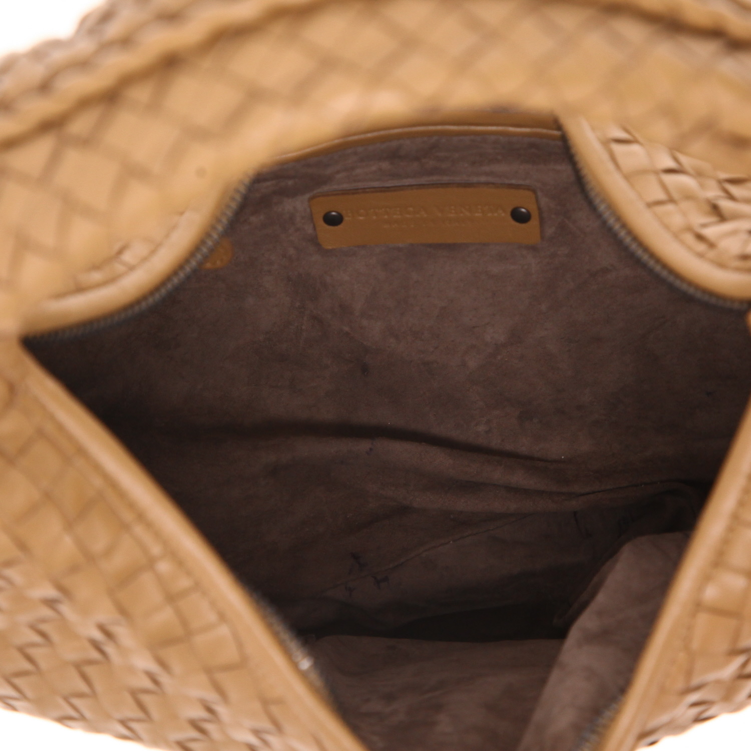 Sac à main Bottega Veneta  Veneta en cuir intrecciato marron - Detail D3