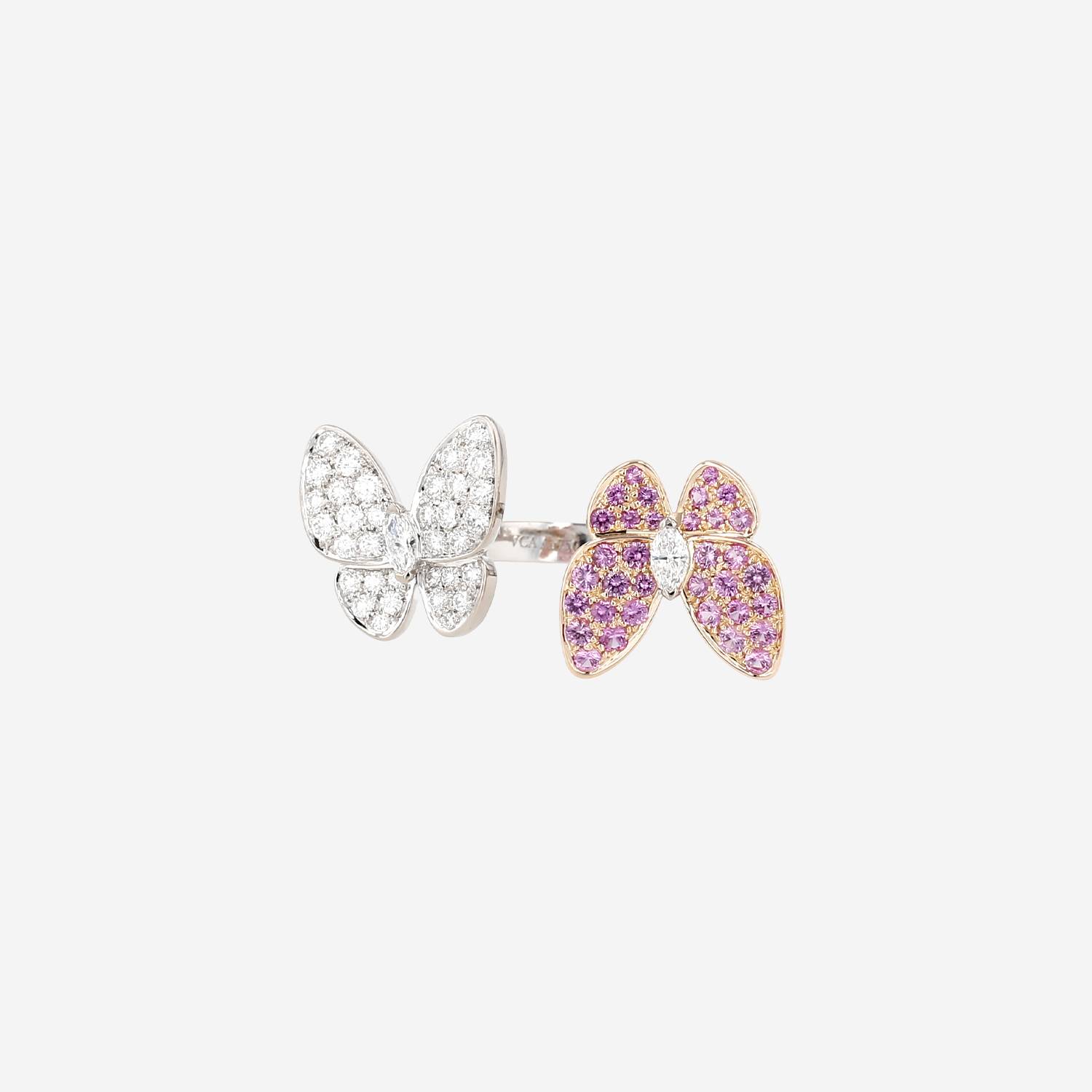 Bague Van Cleef 
Arpels Deux Papillons Entre Les Doigts en or blanc, or rose, diamants et saphirs roses