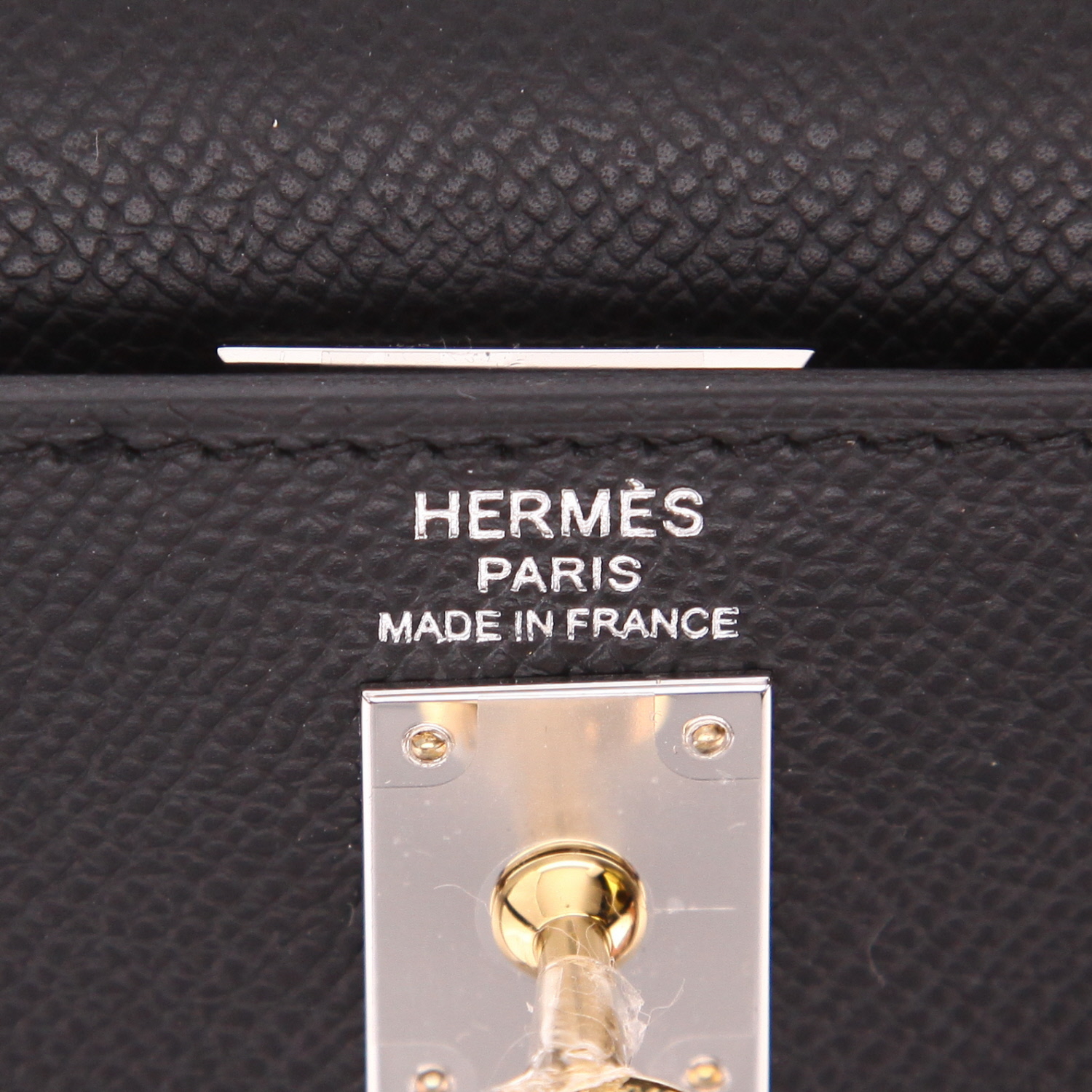 Hermès  Kelly 25 cm handbag  in black epsom leather - Detail D2