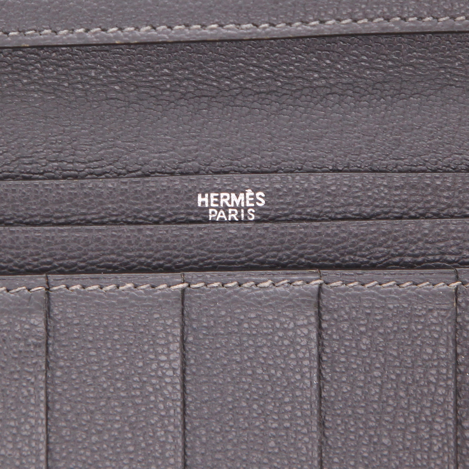 Hermès  Bearn wallet  in grey Mysore leather - Detail D2