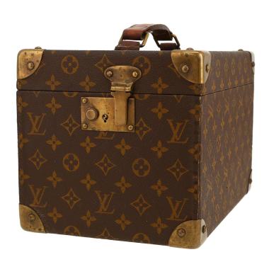 Louis Vuitton  Boîte à Pharmacie vanity case  in brown monogram canvas