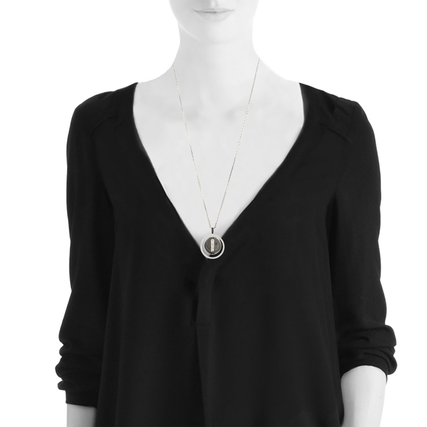 Collier Messika Lucky Move moyen modèle en or blanc et diamants - Detail D1