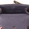 Porte-clef Hermès  Kelly Twilly bag charm en alligator noir et satin multicolore - Detail D4 thumbnail