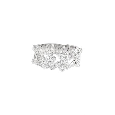 Chanel Cristaux Glacés ring in white gold and diamonds