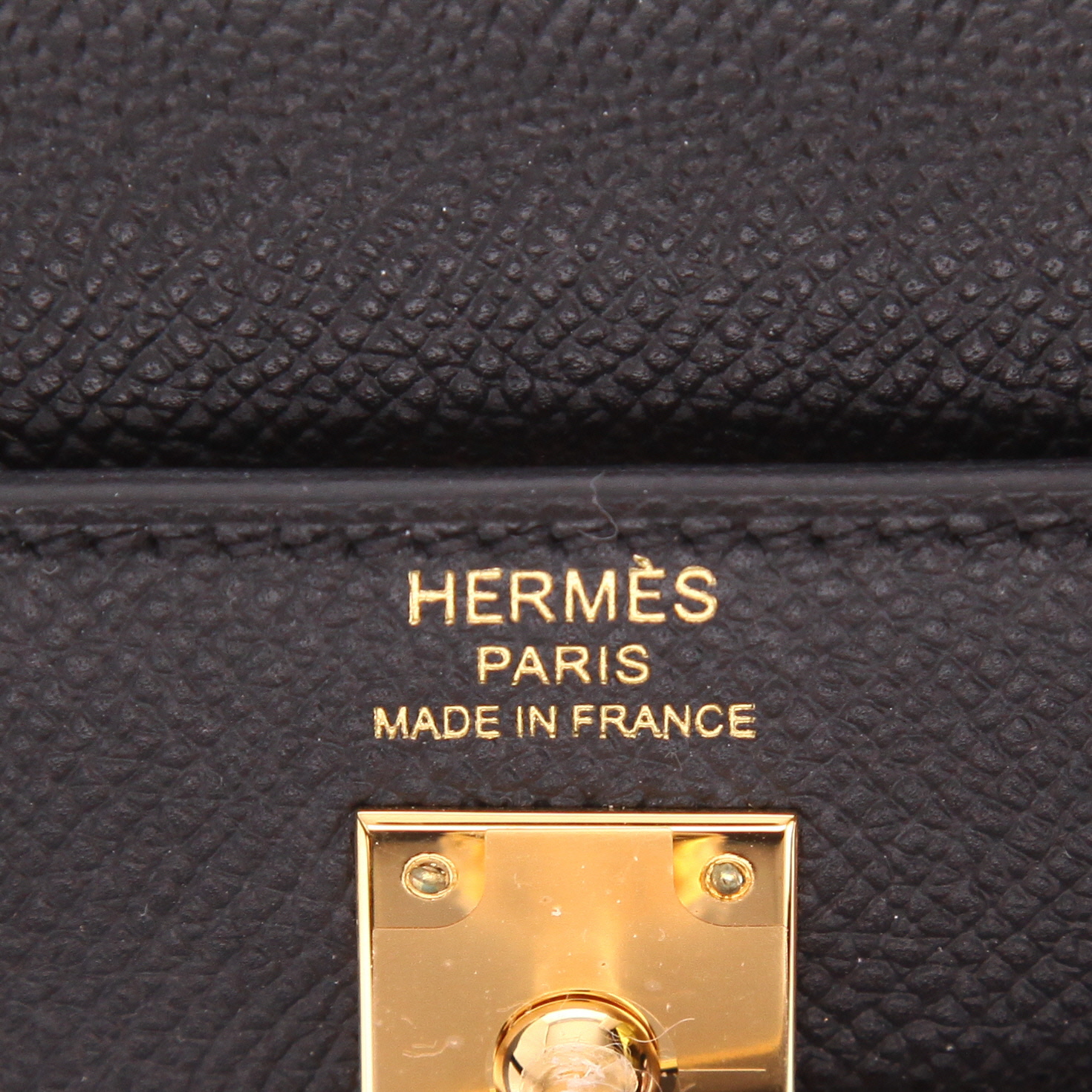 Hermès  Kelly 25 cm handbag  in black epsom leather - Detail D2