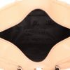 Sac à main Chanel  Cambon Reporter en cuir matelassé beige et noir - Detail D3 thumbnail