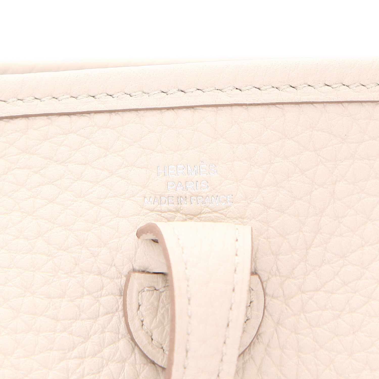 Sac bandoulière Hermès  Evelyne 16 cm en cuir taurillon clémence Gris-Béton - Detail D2