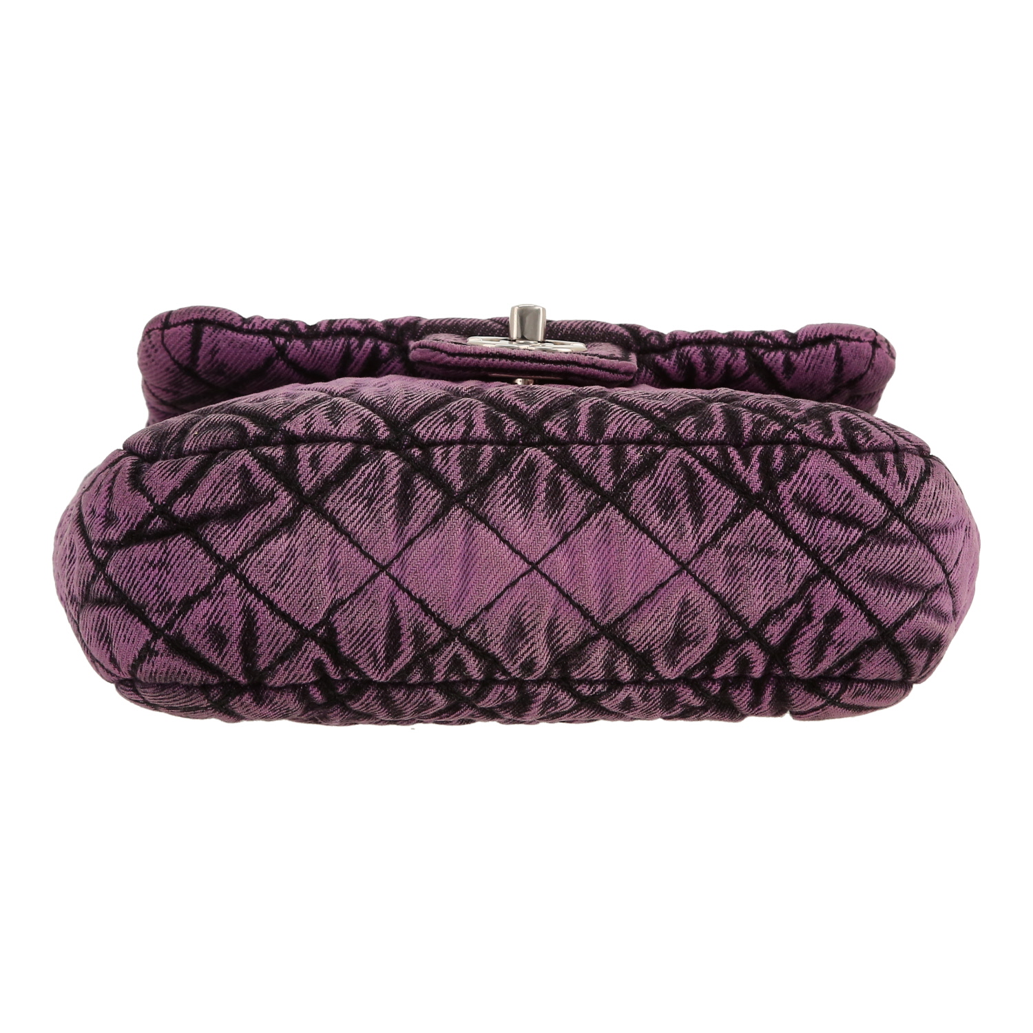 Bolso bandolera Chanel   en lona denim rosa y negra - Detail D1