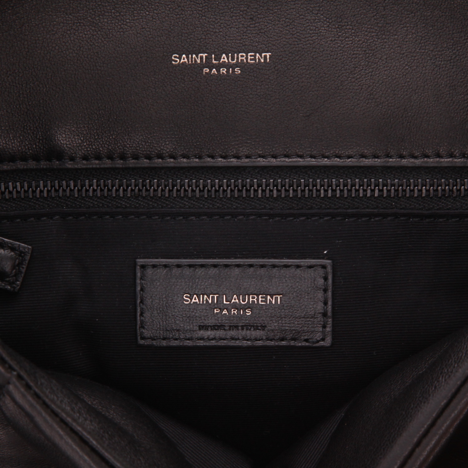 Saint Laurent  Loulou Puffer large model  shoulder bag  in black chevron quilted leather - Detail D2