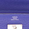 Portefeuille Hermès  Kelly wallet en cuir Mysore bleu - Detail D2 thumbnail
