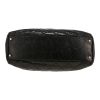 Sac cabas Chanel   en cuir matelassé noir - Detail D1 thumbnail