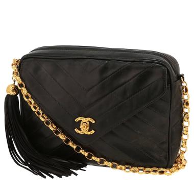 Chanel  Vintage shoulder bag  in black quilted leather