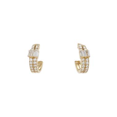 Van Cleef 
Arpels   1990's earrings in yellow gold and diamonds