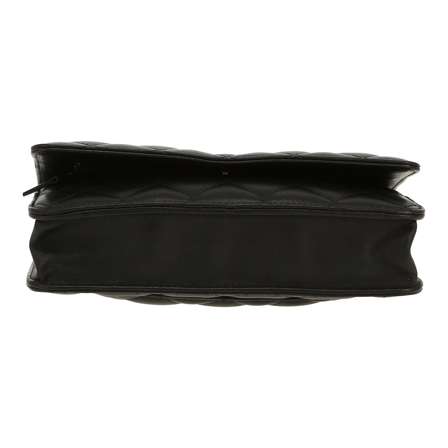 Chanel  Wallet on Chain shoulder bag  in black quilted leather - Detail D1