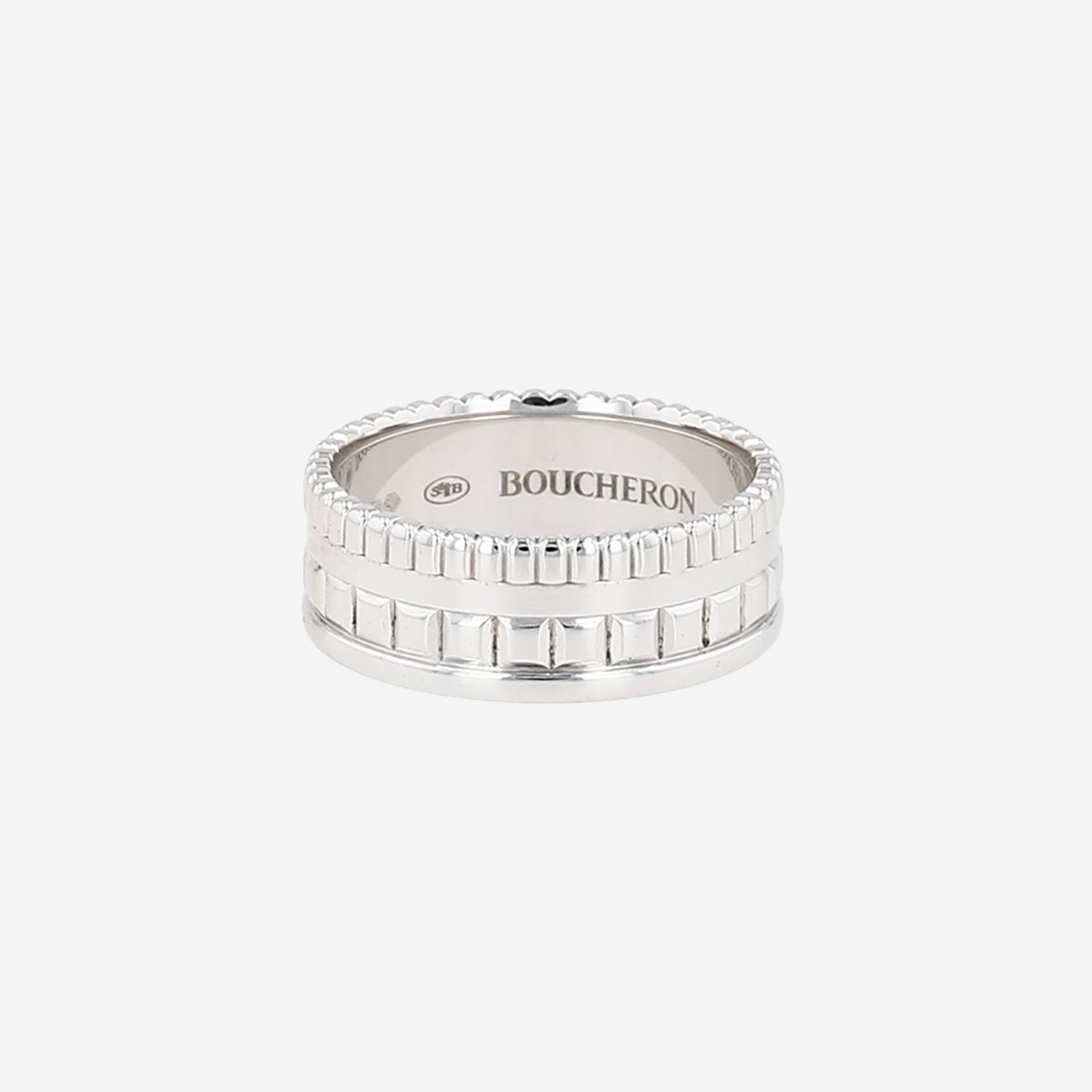Anello Boucheron Quatre Radiant Edition modello medio in oro bianco