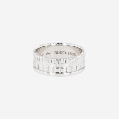 Bague Boucheron Quatre Radiant Edition moyen modèle en or blanc