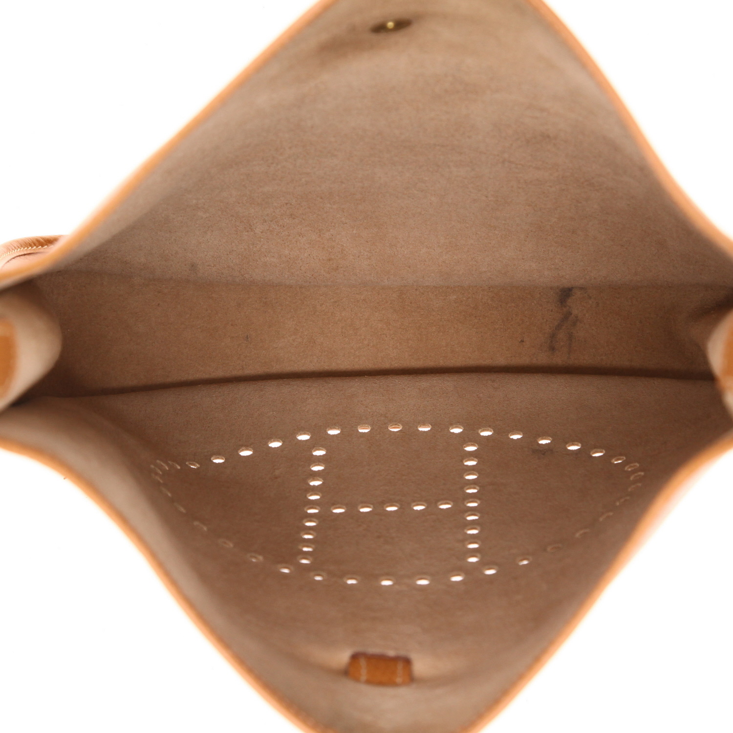 Bolso bandolera Hermès  Evelyne en cuero Courchevel color oro - Detail D3