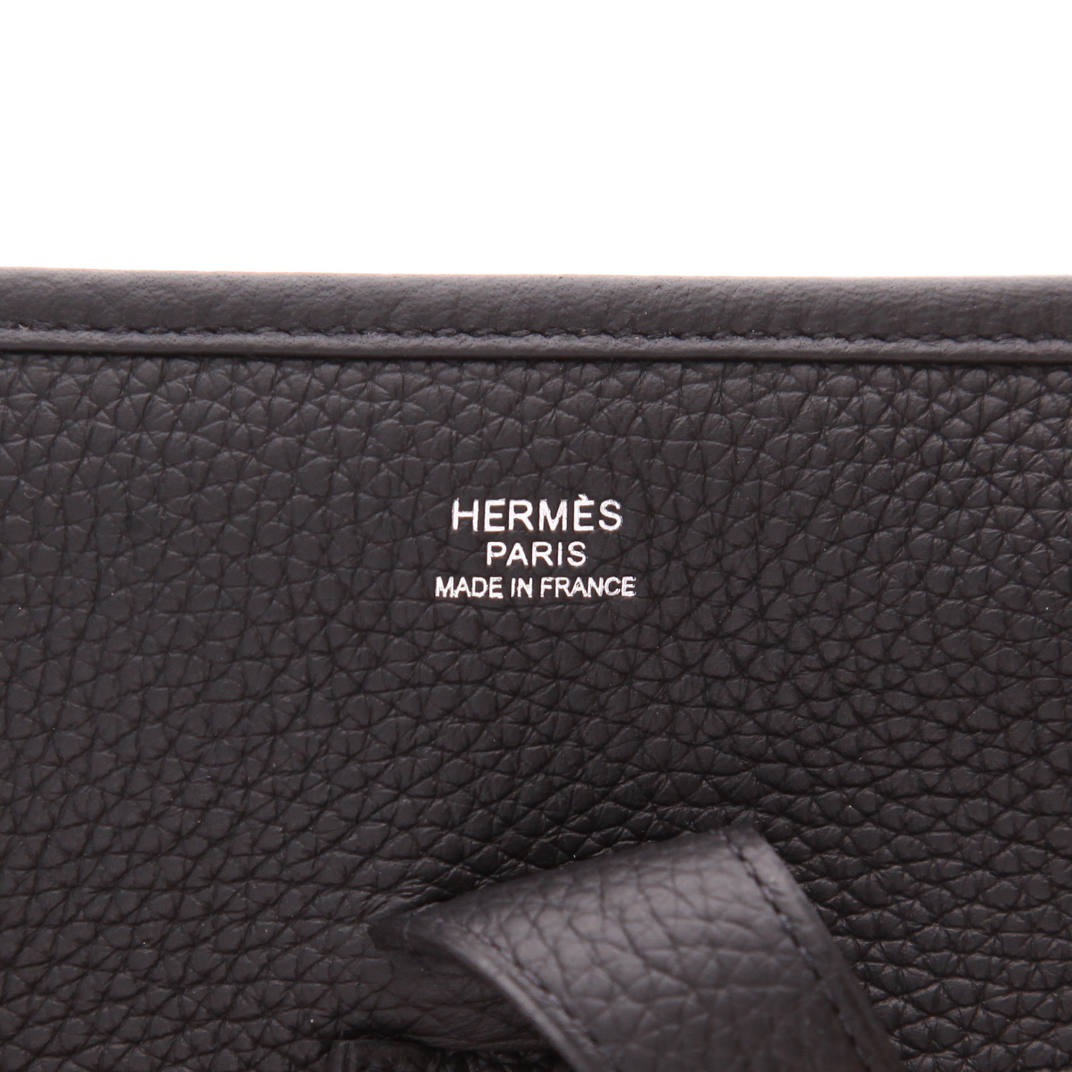 Hermès  Evelyne 29 cm shoulder bag  in black togo leather - Detail D2