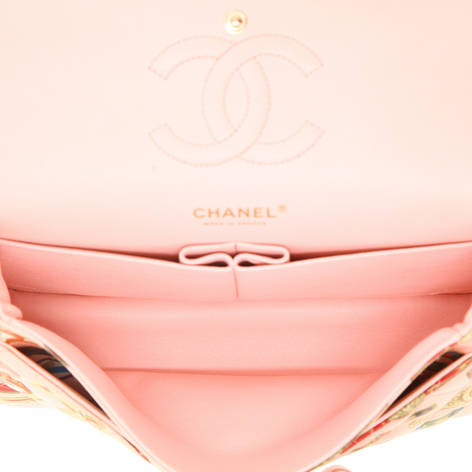 Bolso de mano Chanel  Timeless en satén rosa - Detail D3