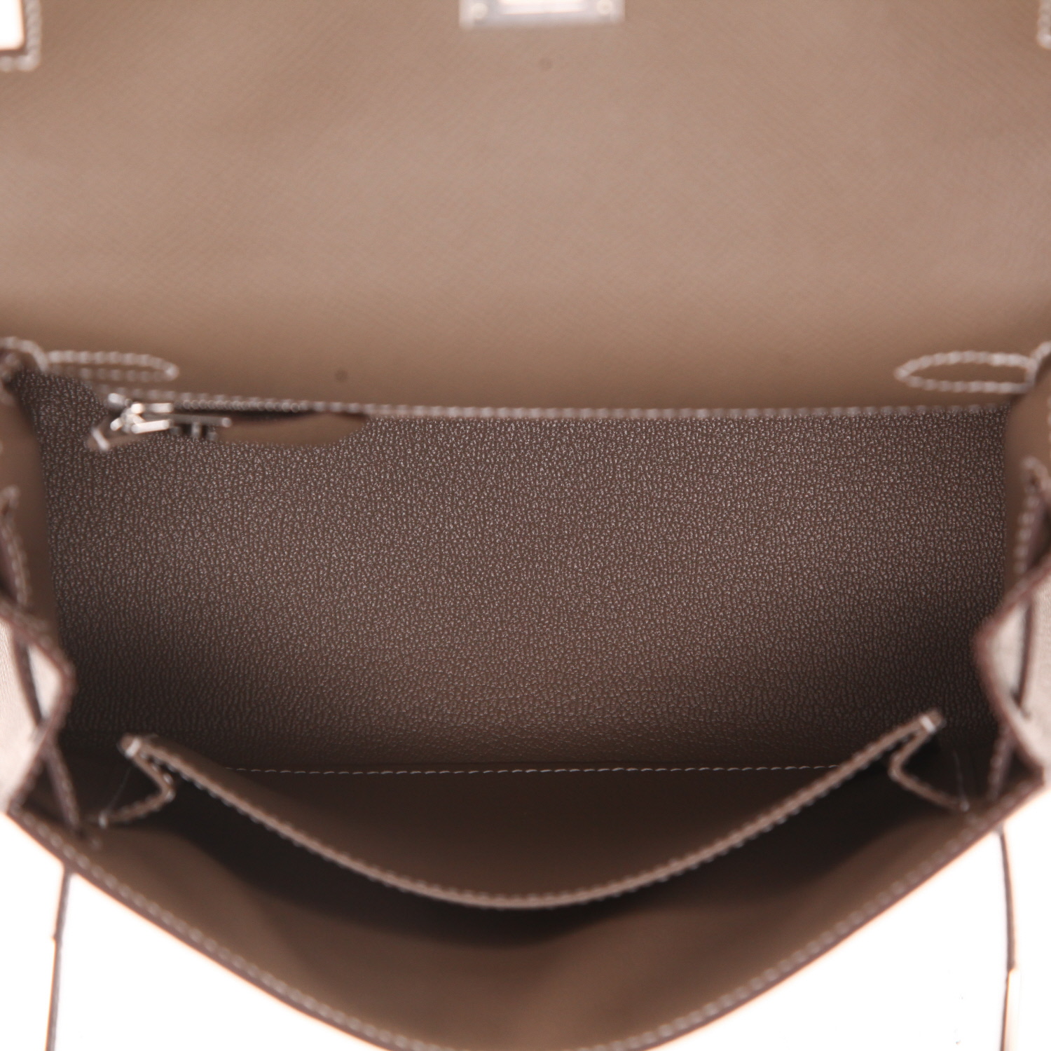 Sac à main Hermès  Kelly 25 cm en cuir epsom étoupe - Detail D3
