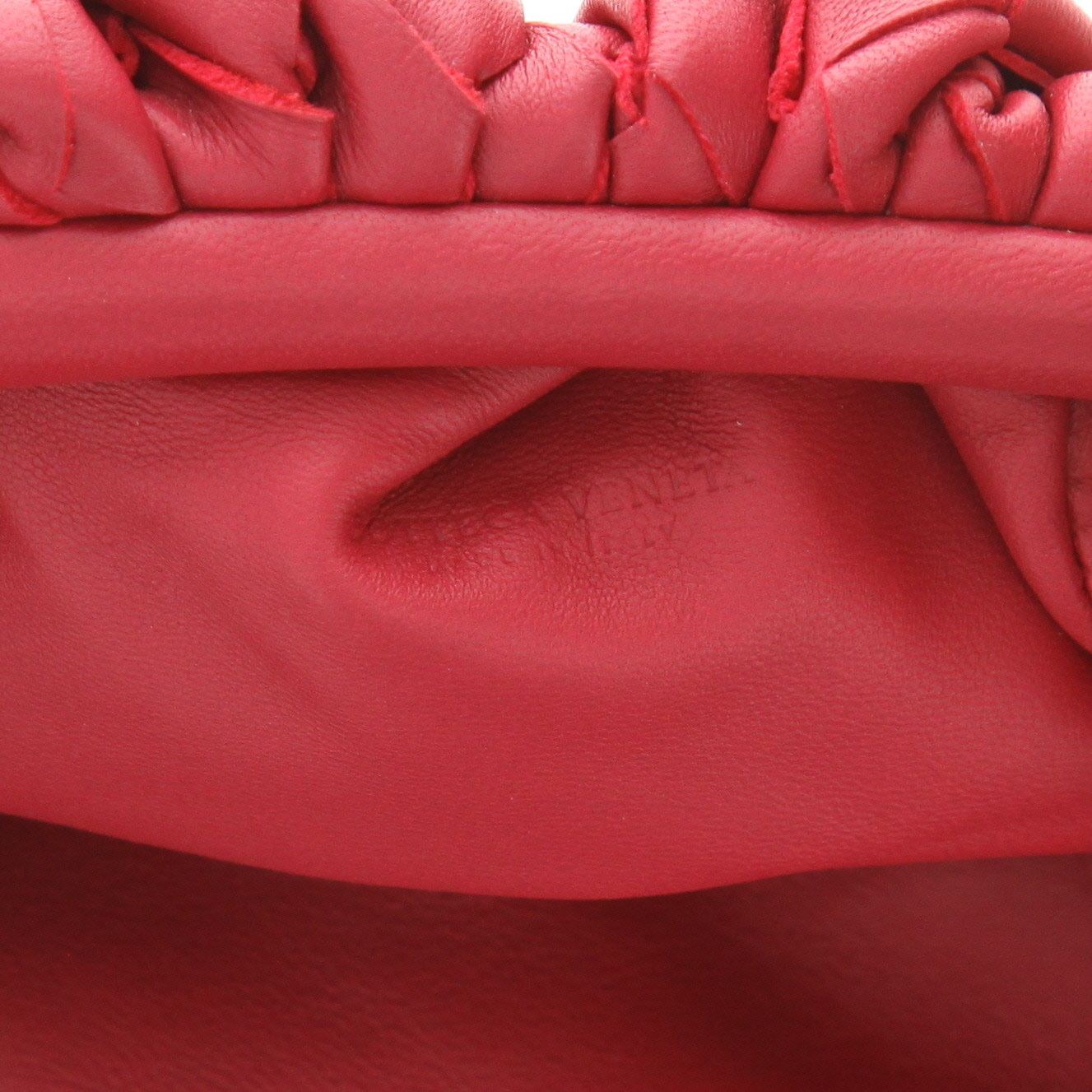 Borsa a tracolla Bottega Veneta  Pouch in pelle intrecciata bordeaux - Detail D2