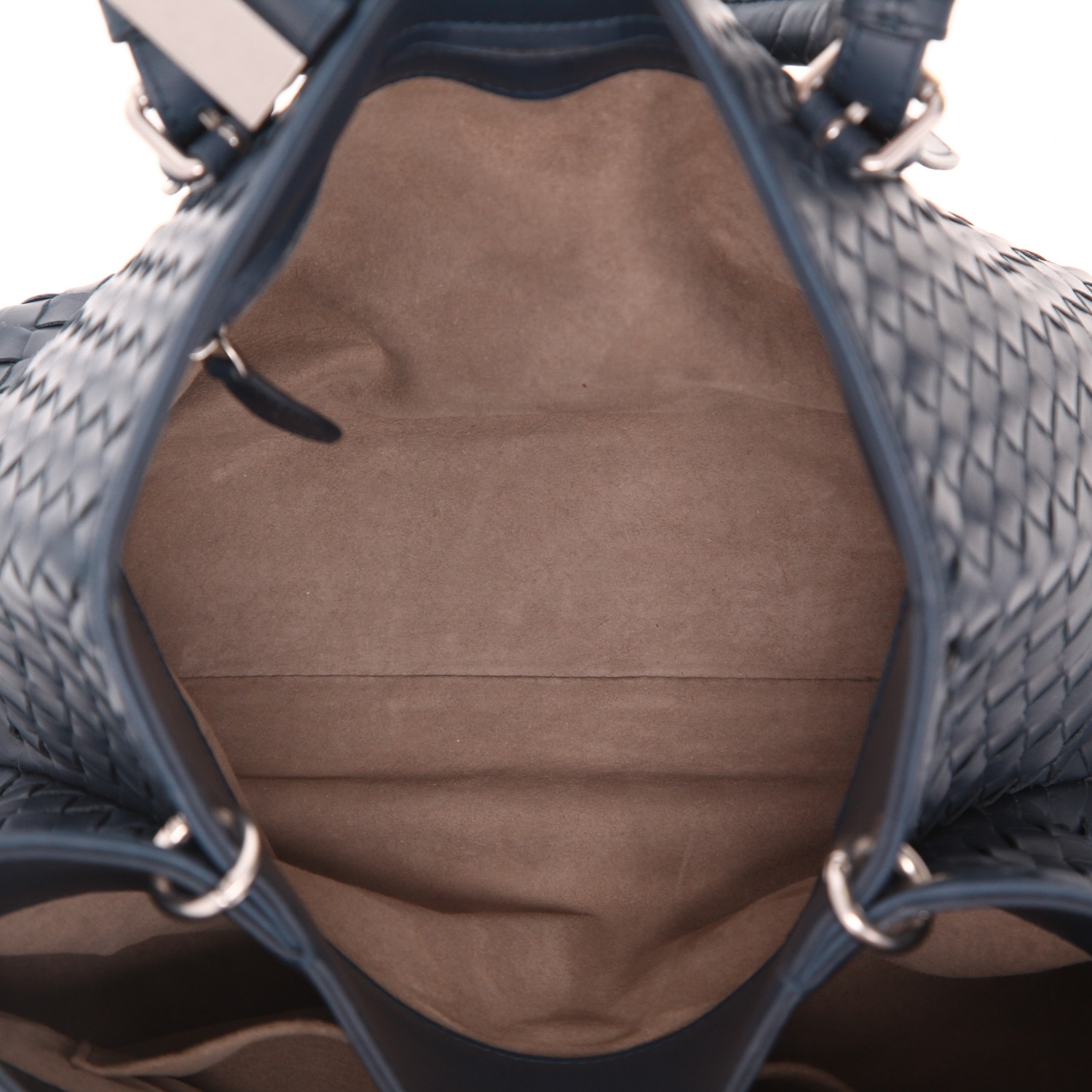 Bolso de mano Bottega Veneta  Roma en cuero intrecciato azul - Detail D3