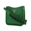 Bolso bandolera Prada   en cuero granulado verde - Detail D4 thumbnail