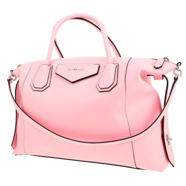 Givenchy  Antigona bag worn on the shoulder or carried in the hand  in pink leather