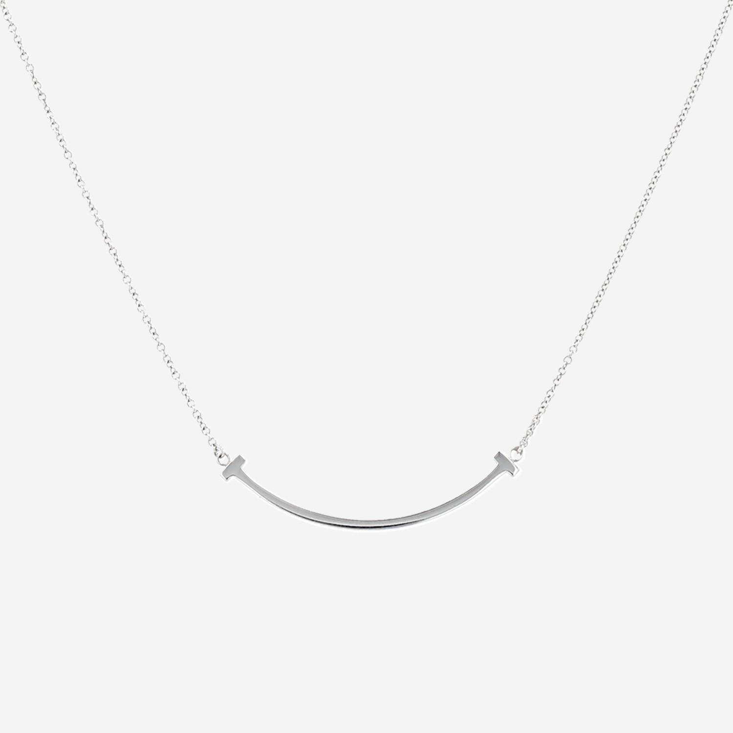 Collier Tiffany & Co Smile T petit modèle en or blanc