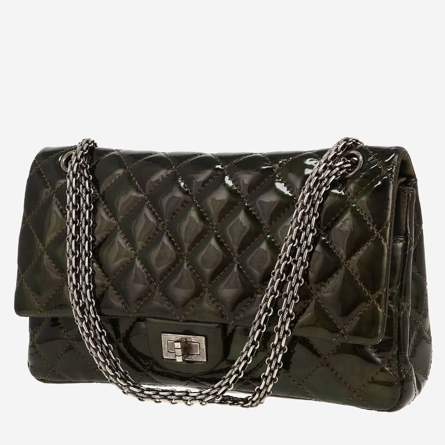 Sac bandoulière Chanel  2.55 en cuir verni matelassé vert