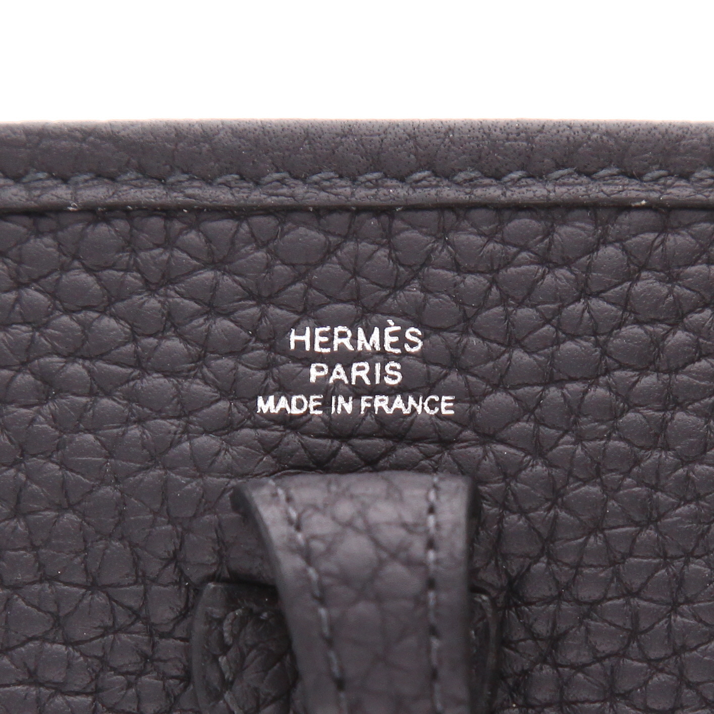 Borsa a tracolla Hermès  Mini Evelyne in pelle togo Bleu Caban - Detail D2
