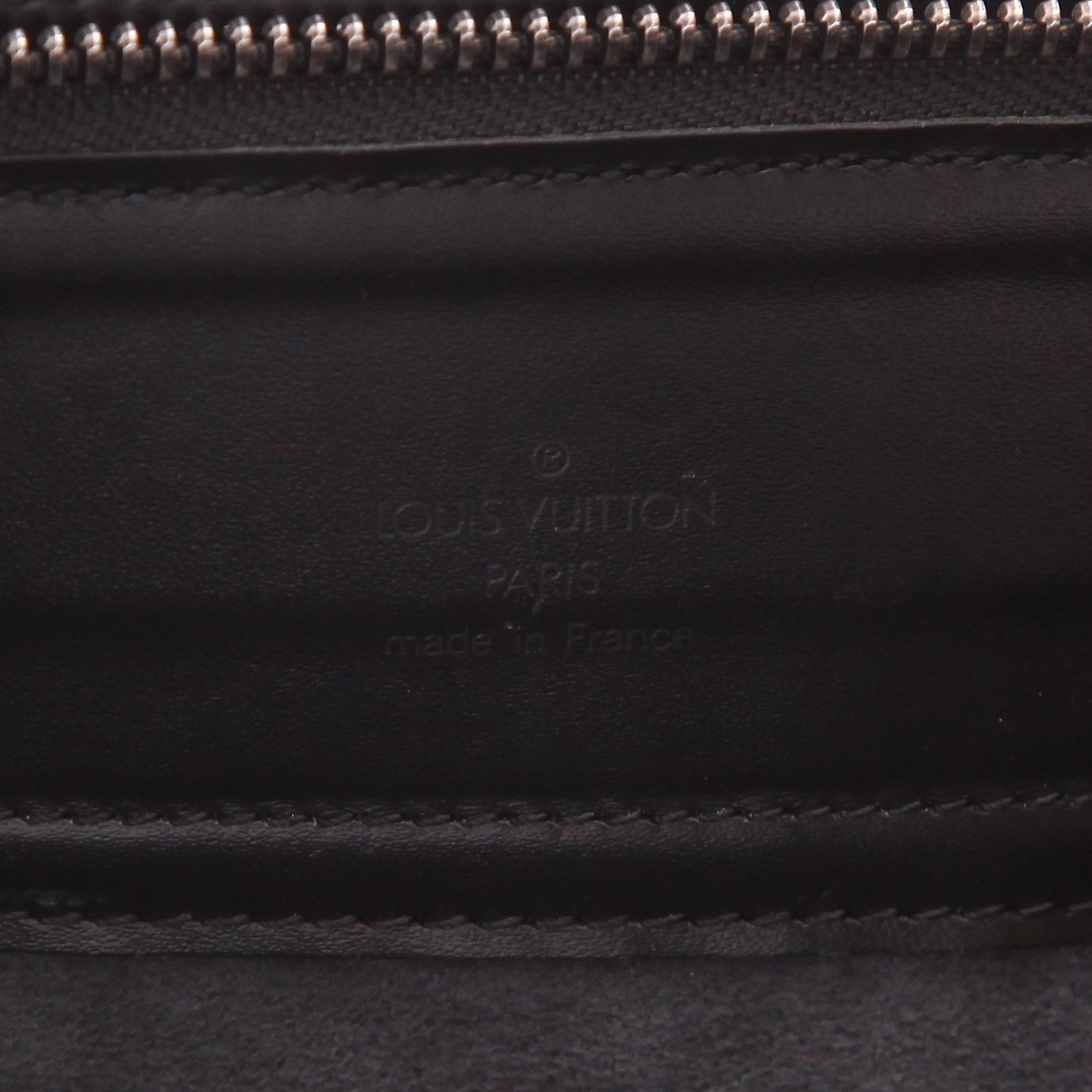 Bolso de mano Louis Vuitton  Verseau en cuero Epi negro - Detail D2