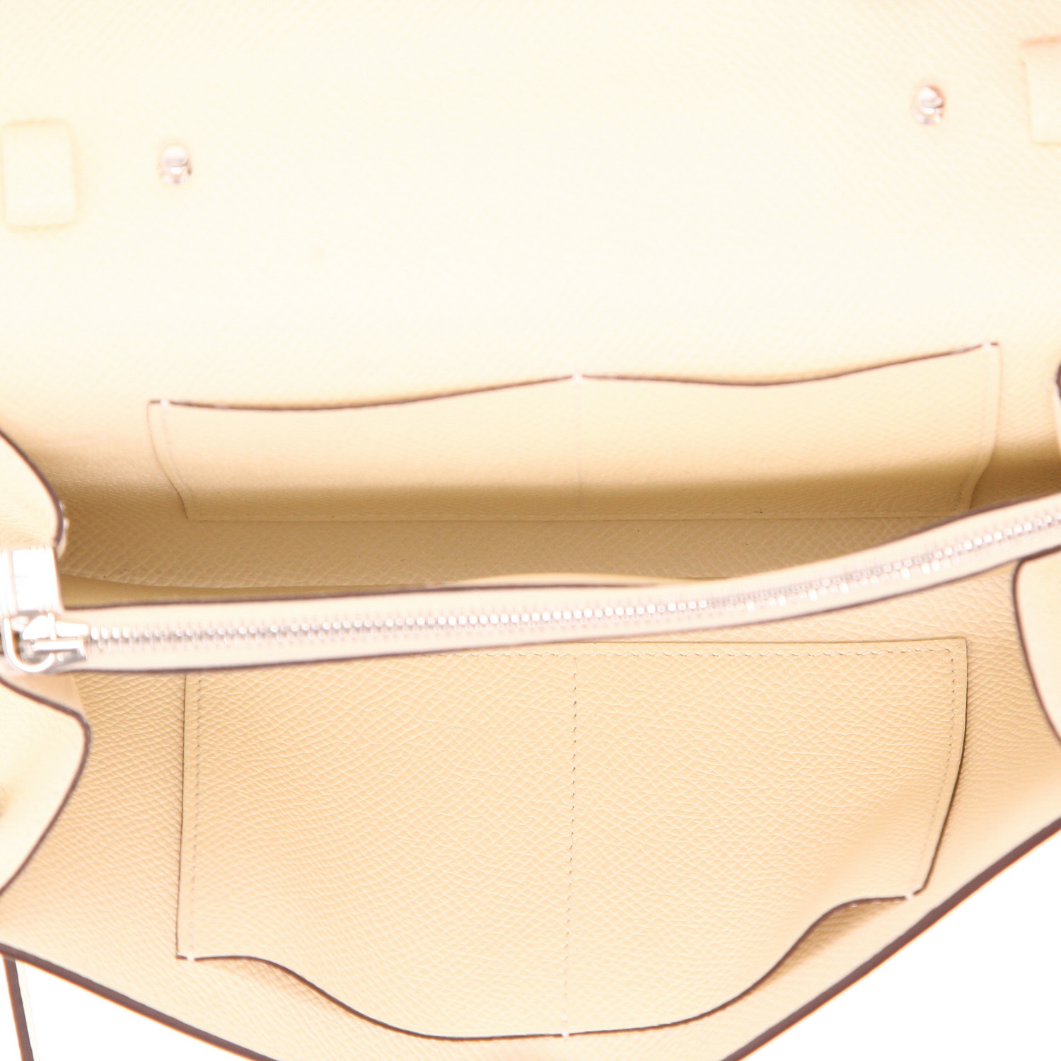 Bolso bandolera Hermès Kelly To Go en cuero epsom Nata - Detail D3