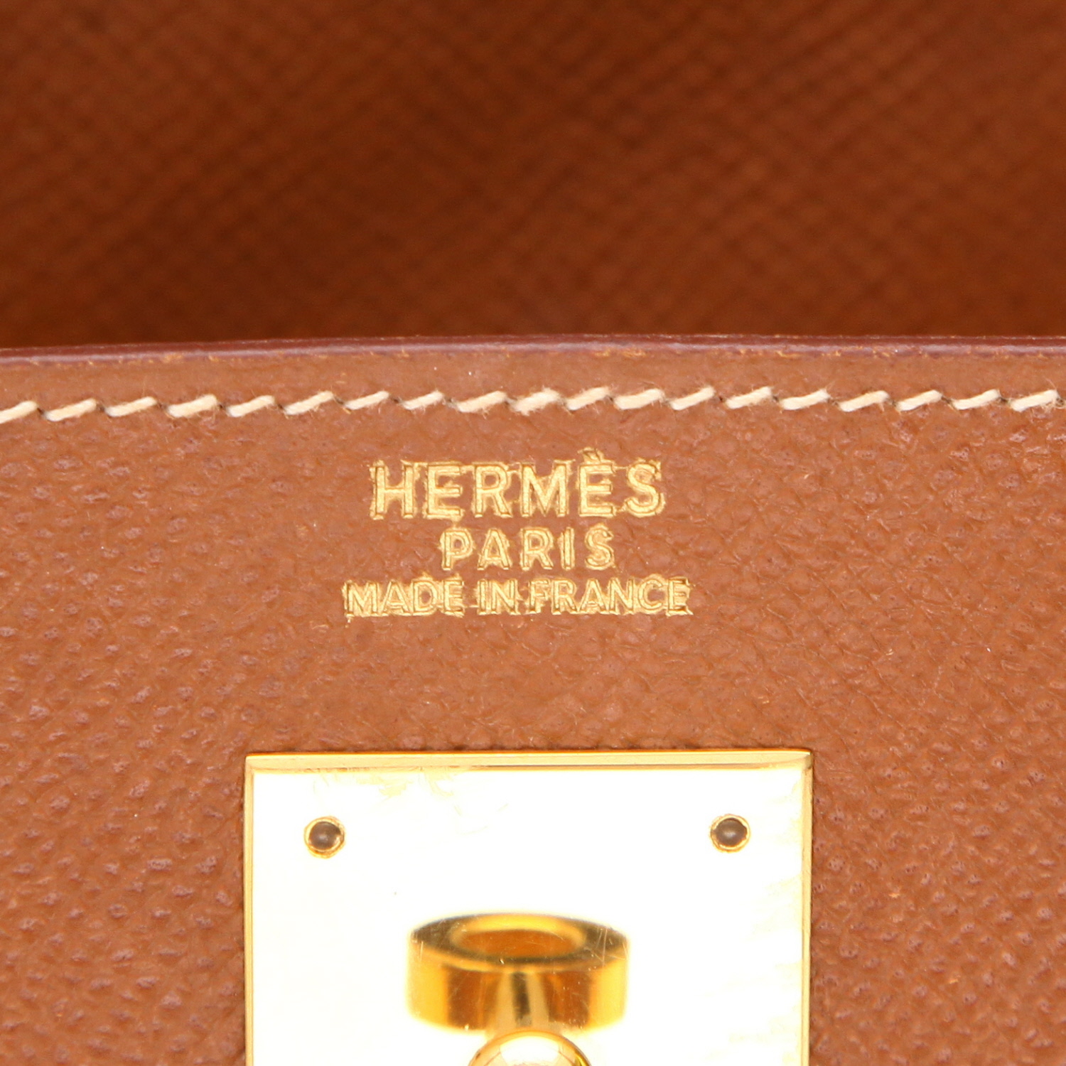 Sac à main Hermès  Kelly 32 cm en cuir Courchevel gold - Detail D2