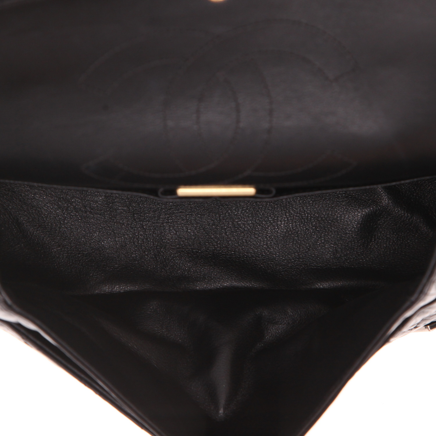 Chanel  2.55 shoulder bag  in black quilted leather - Detail D3