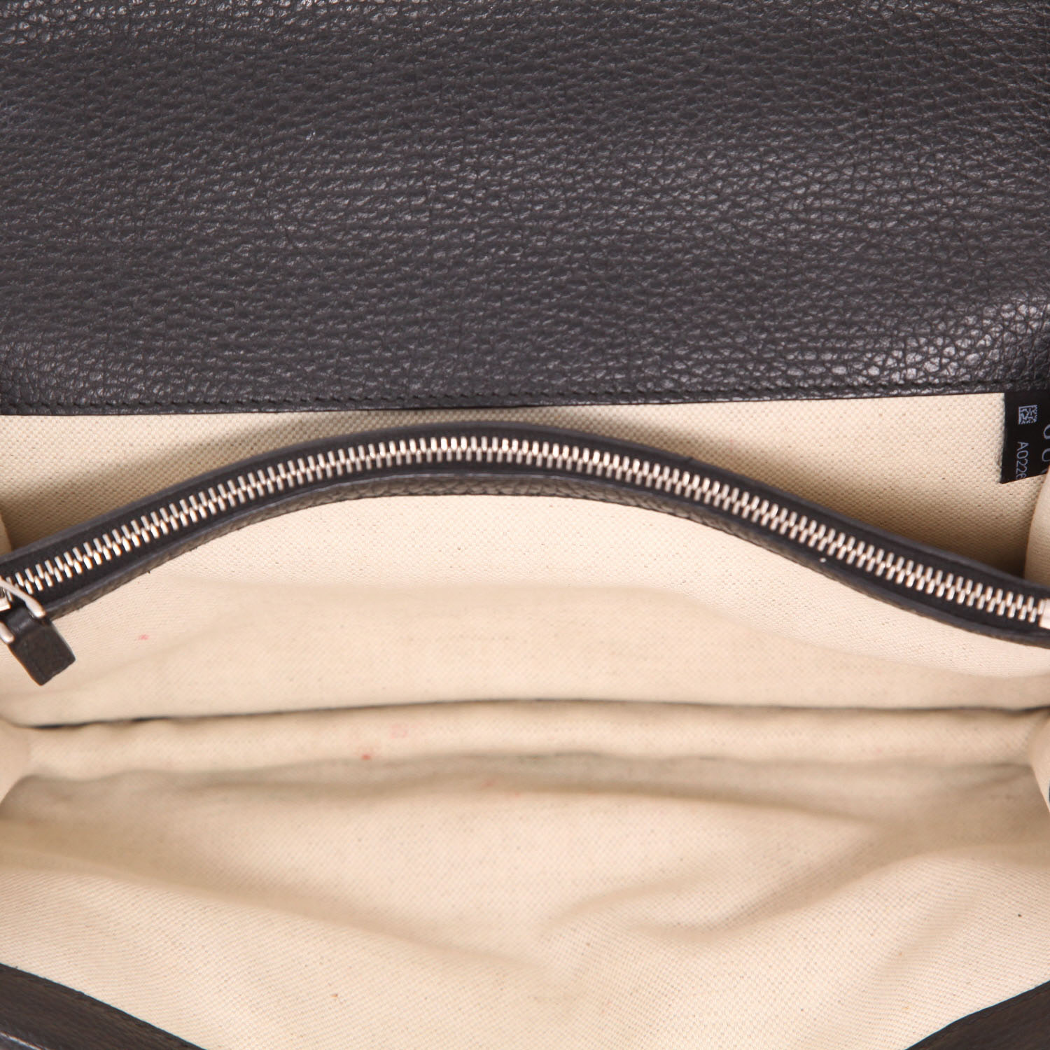 Borsa Gucci  Dionysus in pelle martellata nera - Detail D4